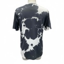 CAMISETA F1 CUELLO REDONDO MARCA AMG PETRONAS DISEÑO MOTEADO EN NEGRO GRIS Y BLANCO