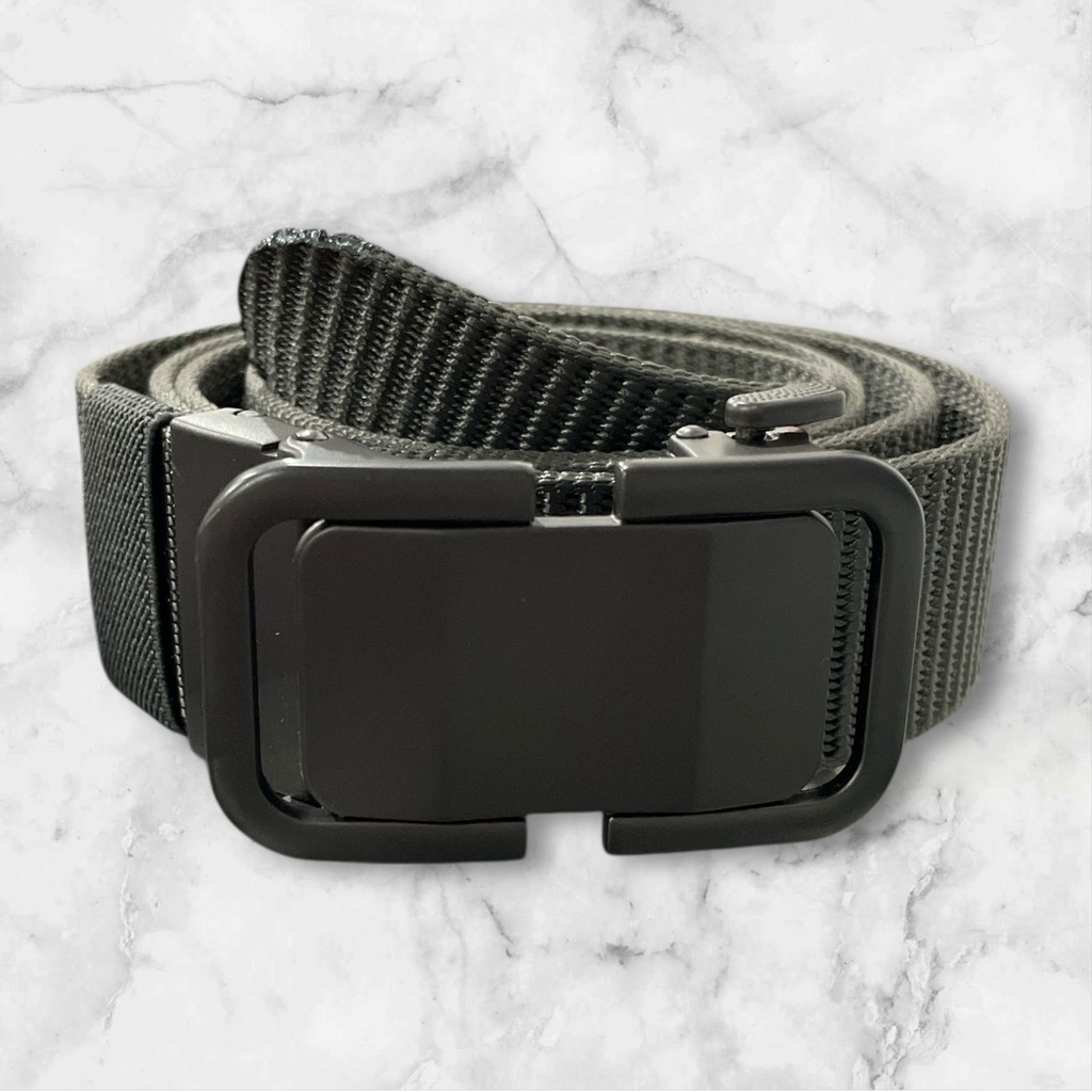 FAJA CON HEBILLA DE METAL CUADRADA LISA COLOR GRIS