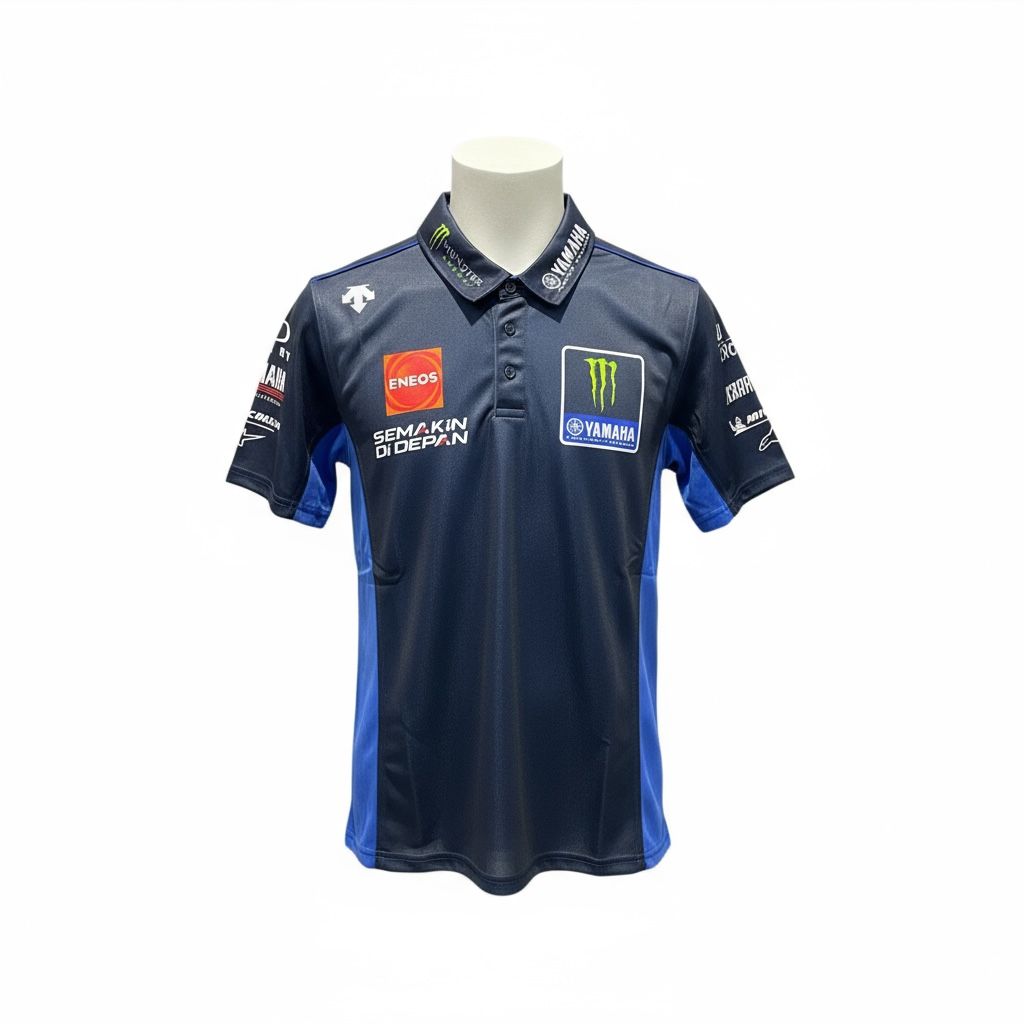 CAMISETA F1 SPORT YAMAHA COLOR NEGRO CON FRANJAS AZULES A LOS COSTADOS DE BOTONES